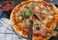 Pizza Capricciosa