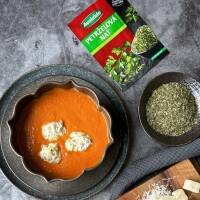 RAJSKÁ POLÉVKA S PARMEZÁNOVÝMI NOKY